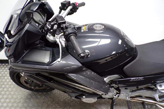 YAMAHA FJR1300