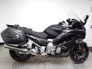 YAMAHA FJR1300 