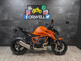 KTM 1390 SUPERDUKE R 