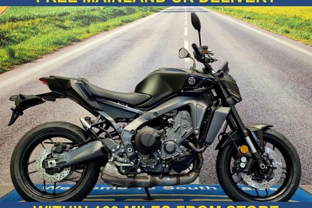 YAMAHA MT-09