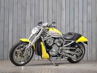 HARLEY-DAVIDSON STREET ROD