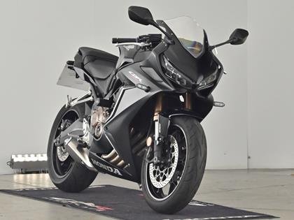 HONDA CBR650R