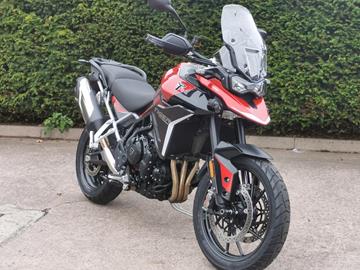 TRIUMPH TIGER 900 GT PRO