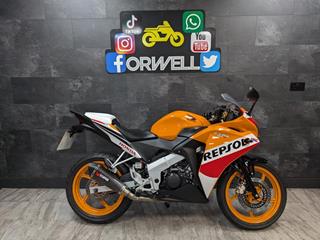 CBR125R 