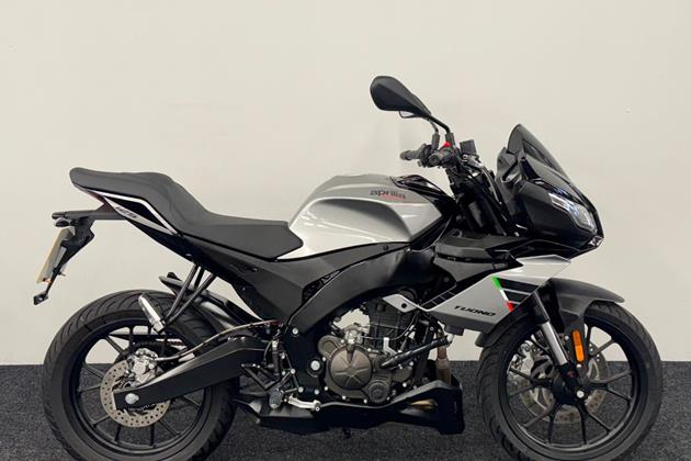 APRILIA TUONO 125