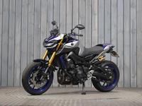 YAMAHA MT-09