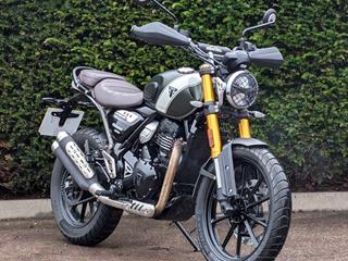 TRIUMPH SCRAMBLER 400 X 