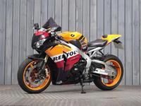 HONDA CBR1000RR FIREBLADE