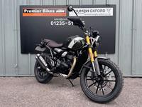 TRIUMPH SCRAMBLER 400 X