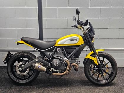 DUCATI SCRAMBLER 800