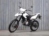 YAMAHA R125