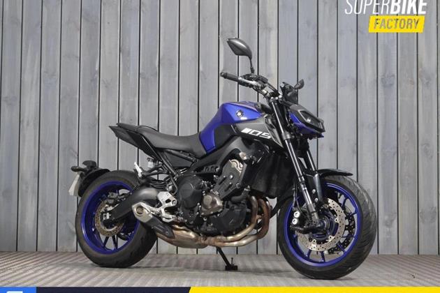 YAMAHA MT-09