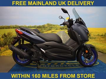 YAMAHA NMAX 125