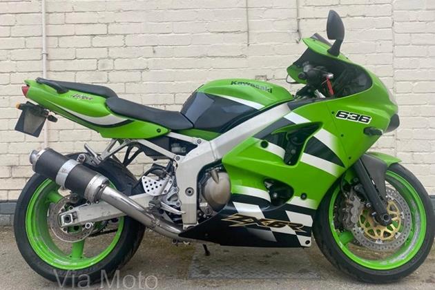 KAWASAKI ZX-6R