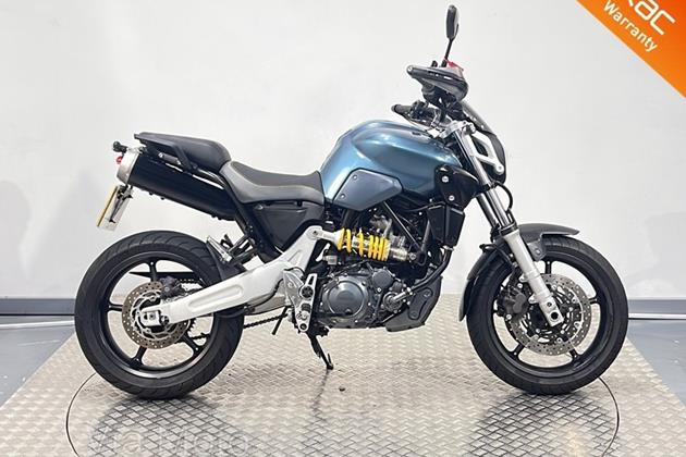 YAMAHA MT-03