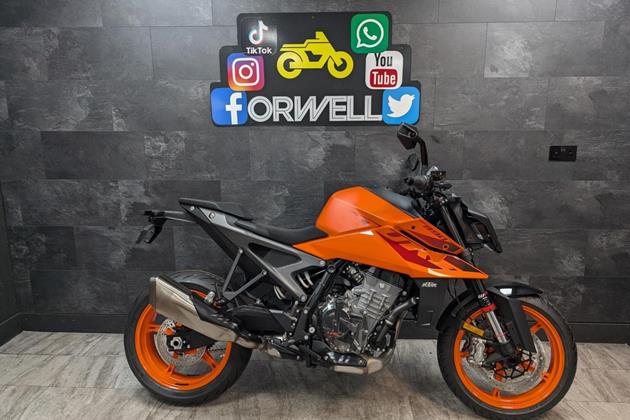 KTM 990 DUKE