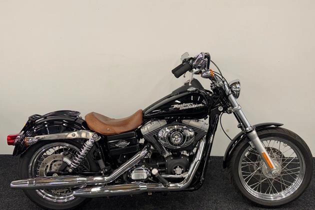 HARLEY-DAVIDSON STREET BOB