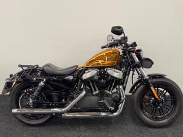 HARLEY-DAVIDSON SPORTSTER 1200