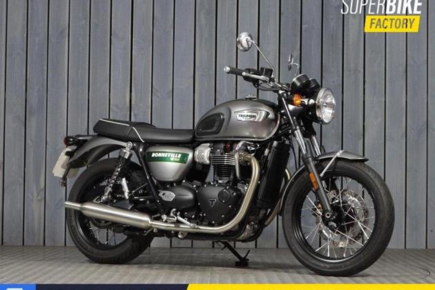 TRIUMPH BONNEVILLE T100