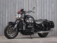 TRIUMPH ROCKET III