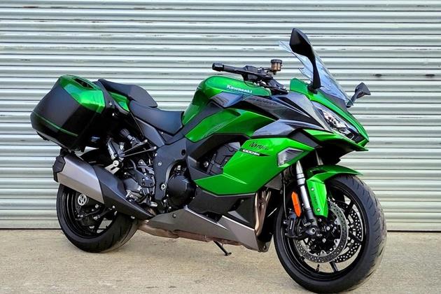 KAWASAKI NINJA 1000SX