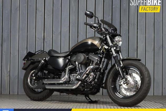 HARLEY-DAVIDSON SPORTSTER 1200