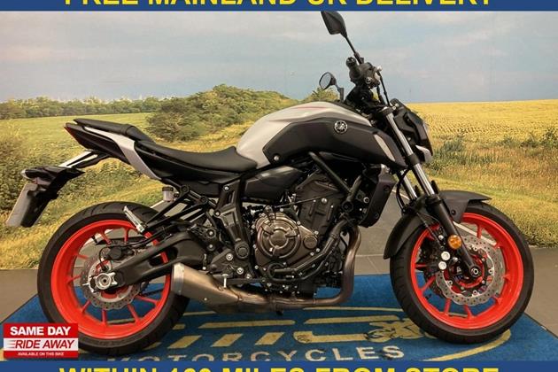 YAMAHA MT-07