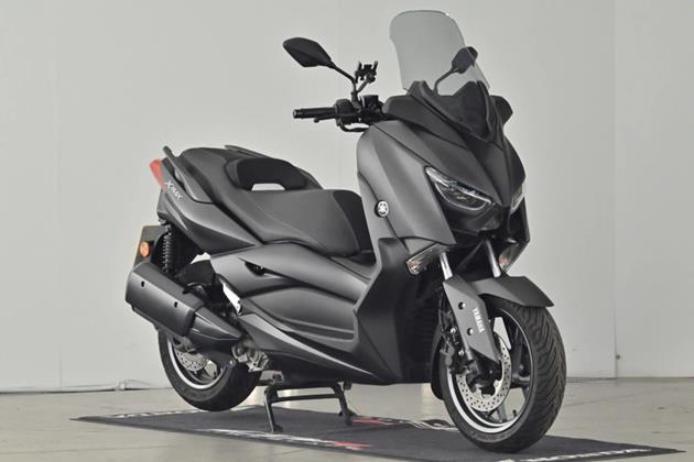 YAMAHA XMAX 300