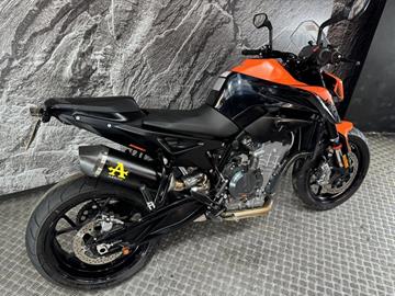 KTM 890 DUKE