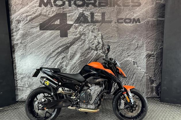 KTM 890 DUKE