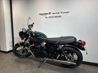 TRIUMPH BONNEVILLE T100