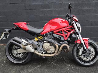 DUCATI MONSTER 821 