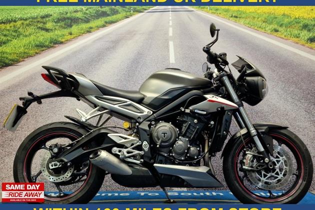 TRIUMPH STREET TRIPLE 765 RS