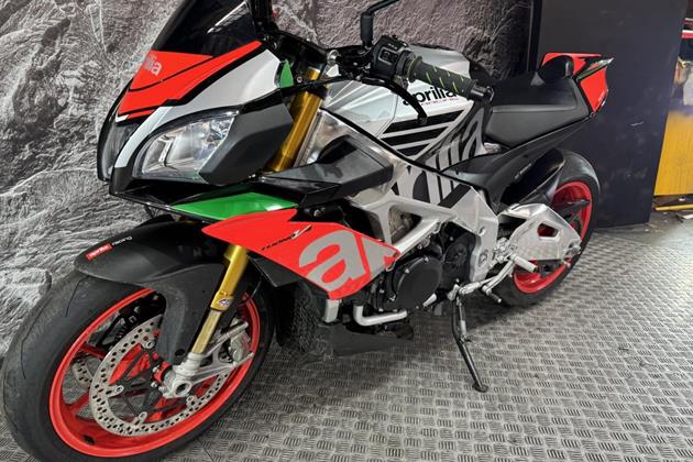 APRILIA TUONO V4 1100 FACTORY