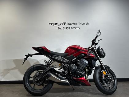 TRIUMPH STREET TRIPLE 765 MOTO2 EDITION