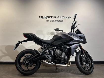 TRIUMPH TIGER 1050