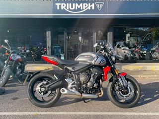 TRIUMPH TRIDENT 660 