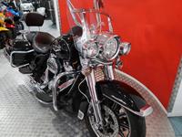 HARLEY-DAVIDSON ROAD KING