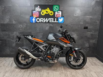 KTM 990 DUKE