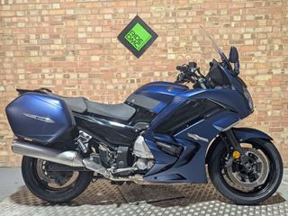 YAMAHA FJR1300 