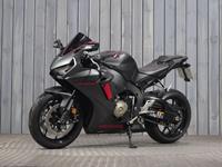 HONDA CBR1000RR FIREBLADE