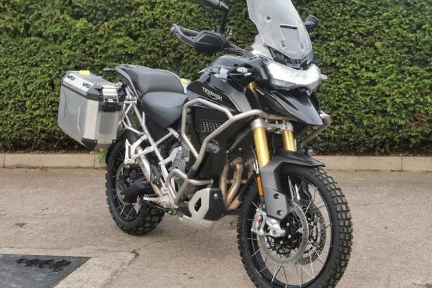 TRIUMPH TIGER 1200 RALLY EXPLORER