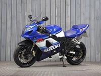 SUZUKI GSX-R750