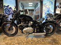 TRIUMPH BONNEVILLE BOBBER