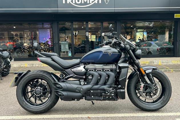 TRIUMPH ROCKET III GT