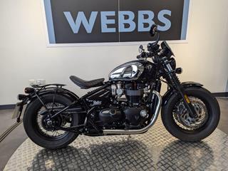 TRIUMPH BONNEVILLE BOBBER 