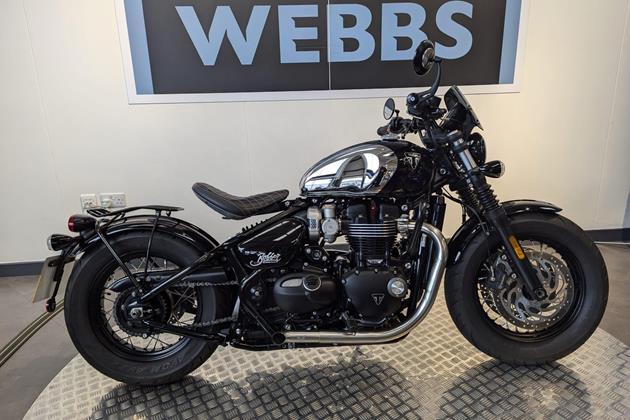 TRIUMPH BONNEVILLE BOBBER