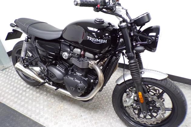 TRIUMPH SPEED TWIN 1200