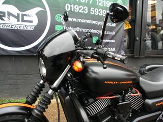 HARLEY-DAVIDSON STREET 750 