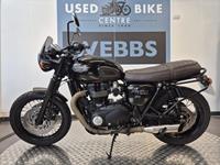 TRIUMPH BONNEVILLE T120 BLACK